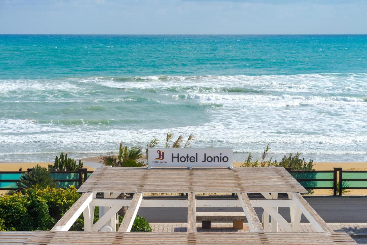 Jonio Hotel 3*
